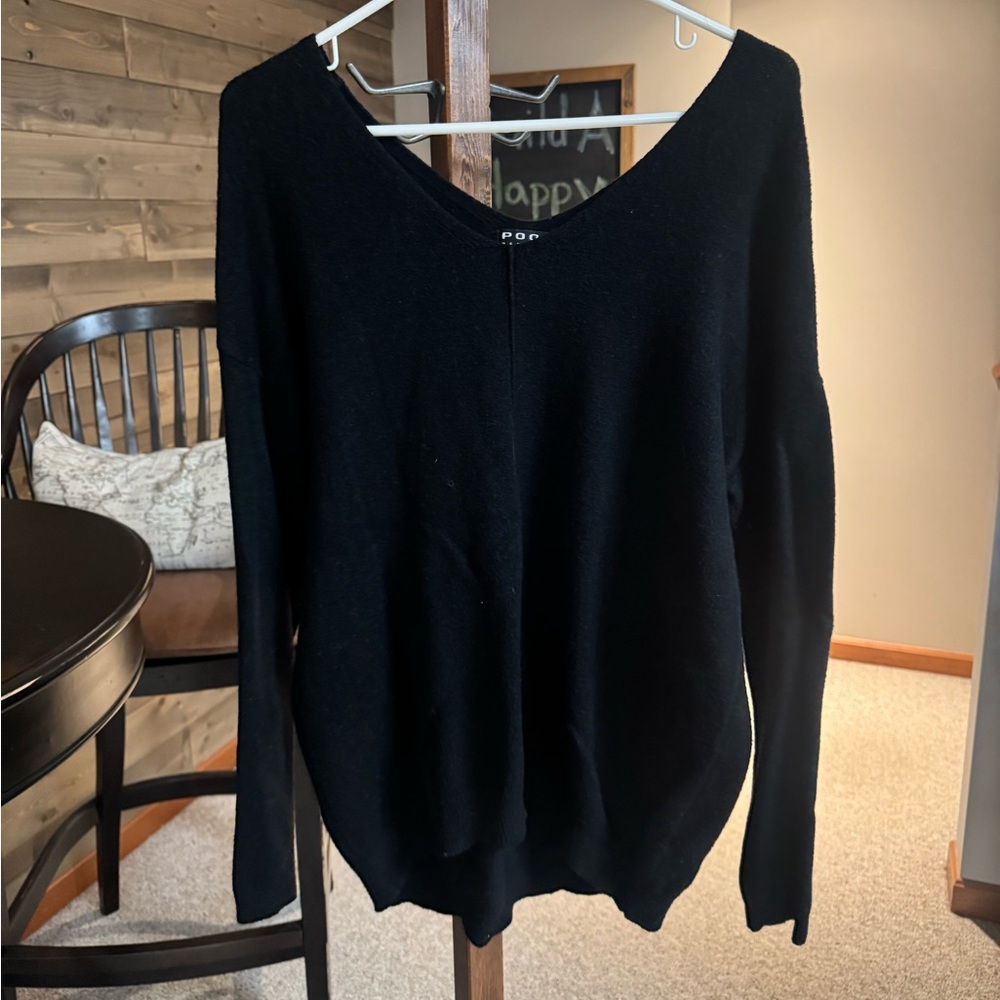 Poof New York Black Sweater L